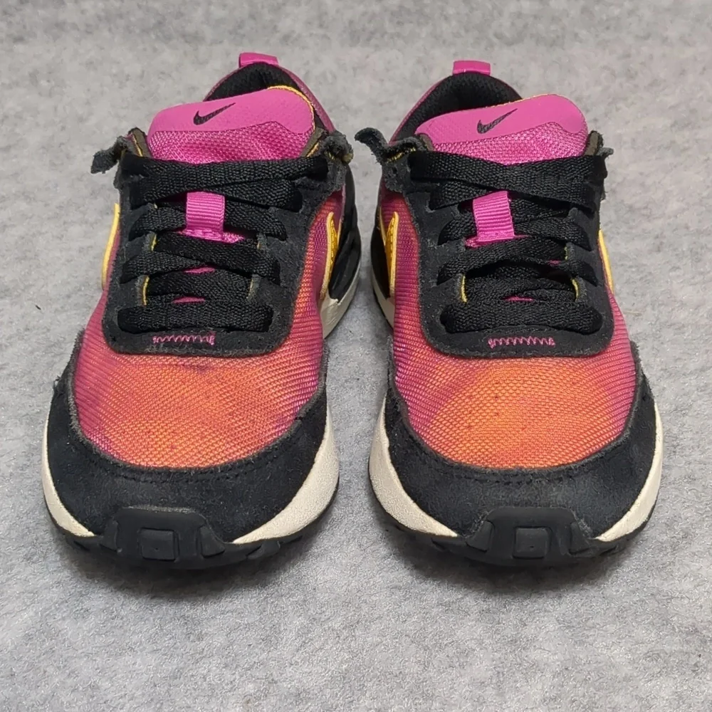 Nike waffle one active fuchsia university gold black Kids shoes Size 11C
